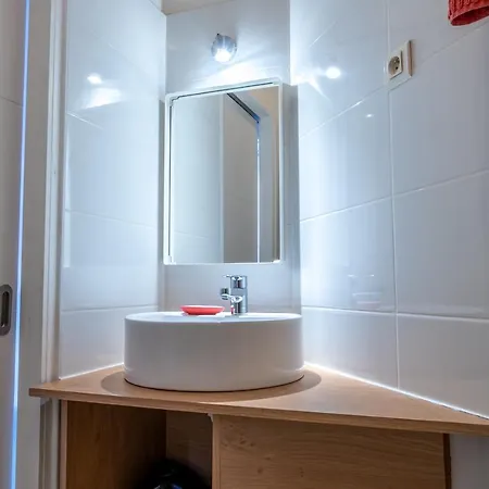 Serenity - Hyper Centre - Bagagerie Lourdes